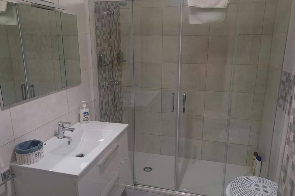 Apartamento Lalin Centro Ll Exterior photo